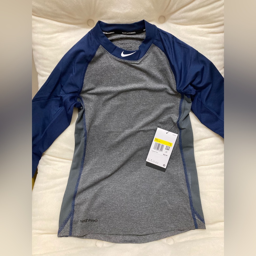 NWT Nike Dry
Big Kids' (Boys') 3/4-Sleeve Baseball Top
